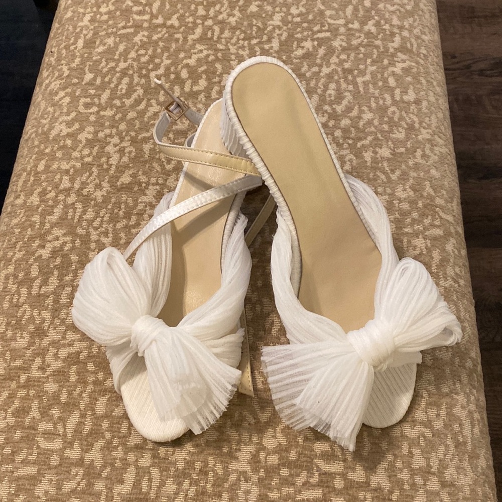 DUPE Loeffler Randall Ivory Pleated Bow Heel - 2”
